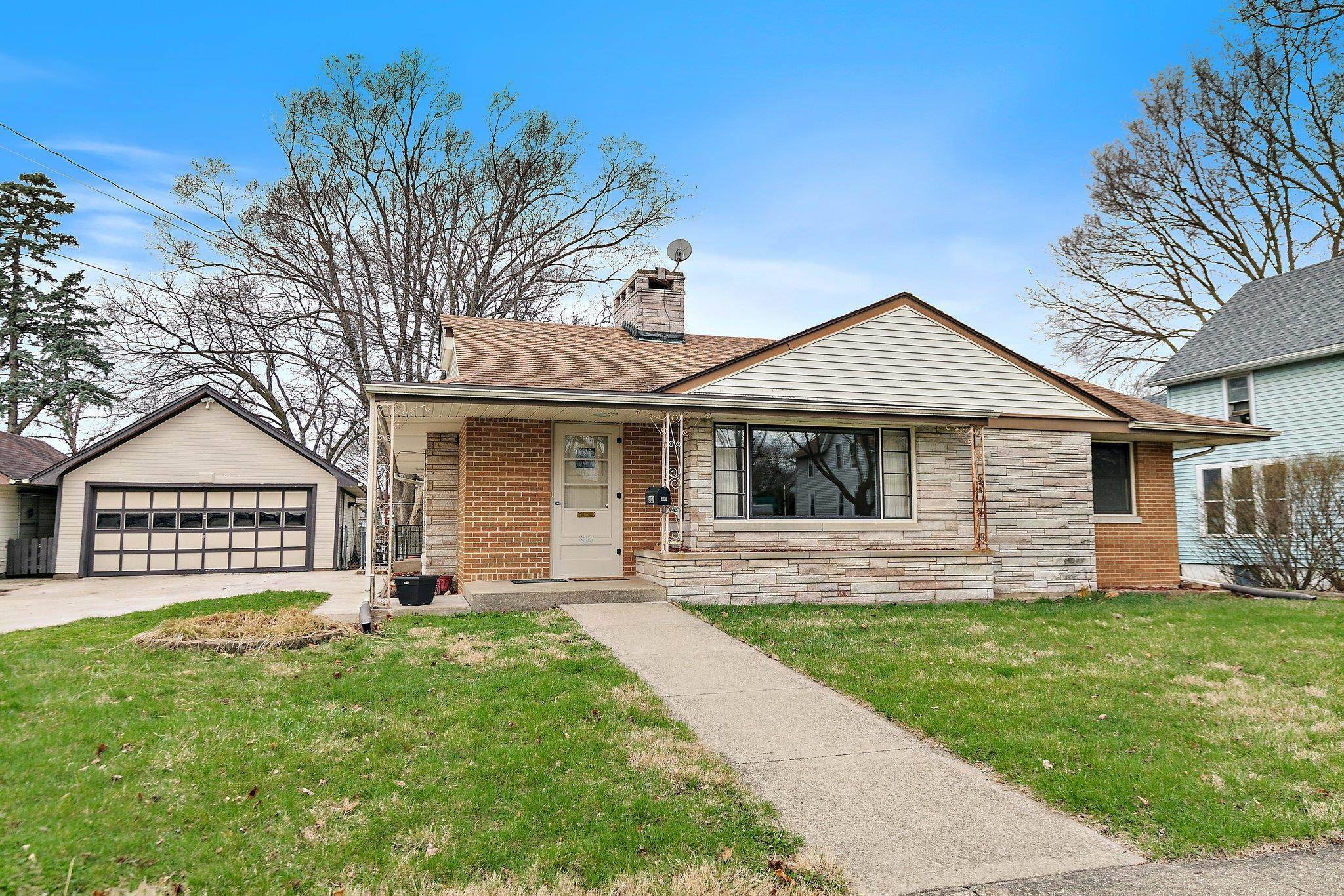 807 S MAIN Street, Belvidere, IL 61008
