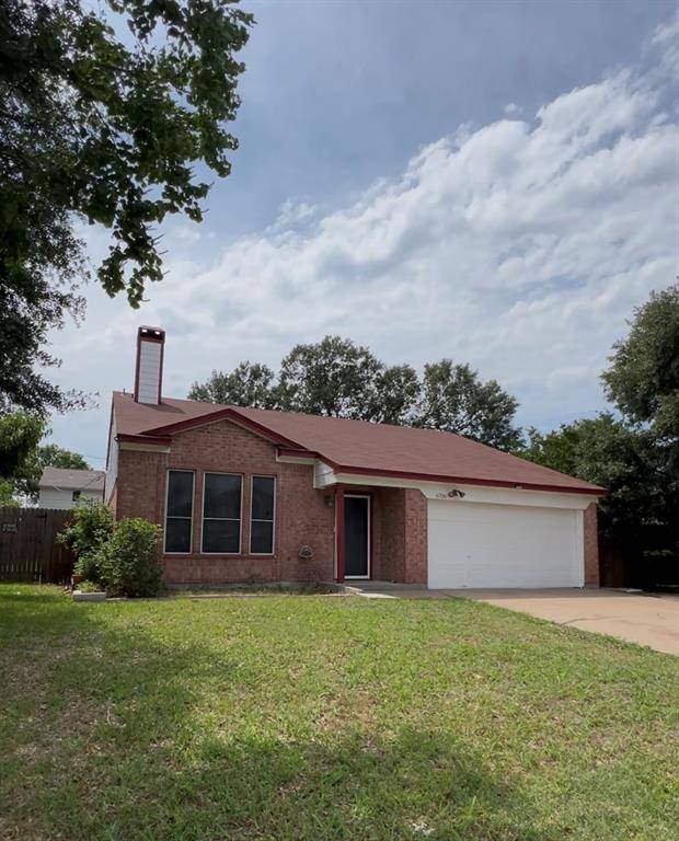 6706 Copperwood Court, Arlington, TX 76001