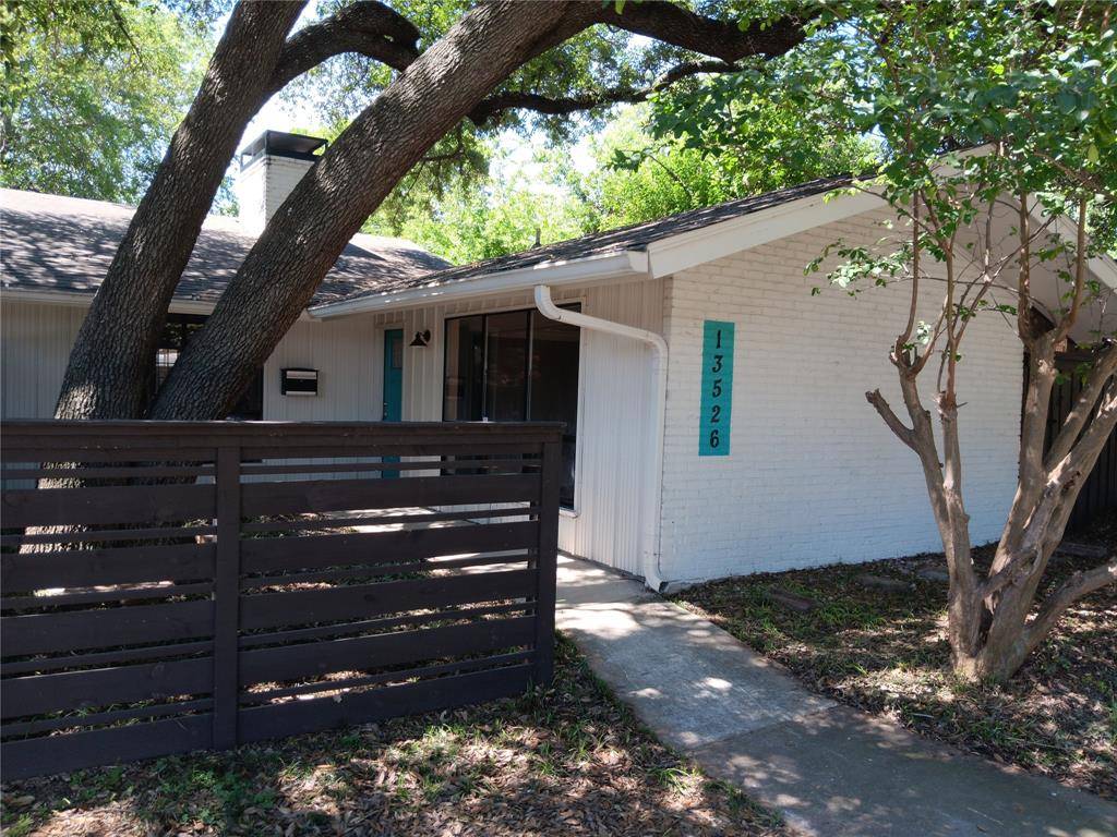 Dallas, TX 75240,13526 Red Fern Lane