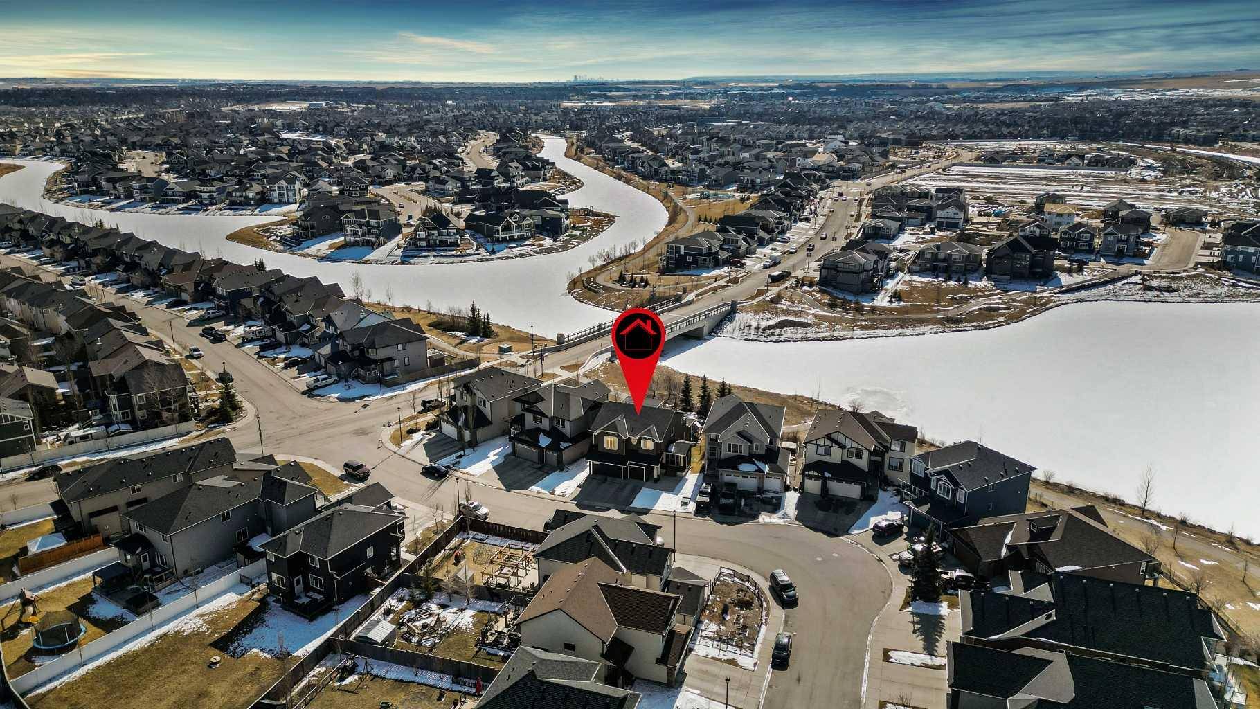 913 Canoe GN Southwest, Airdrie, AB T4B 3K4