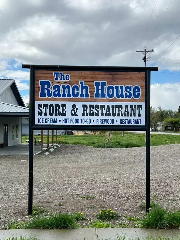 50 N Main ST, Hill Spring, AB T0K 1E0