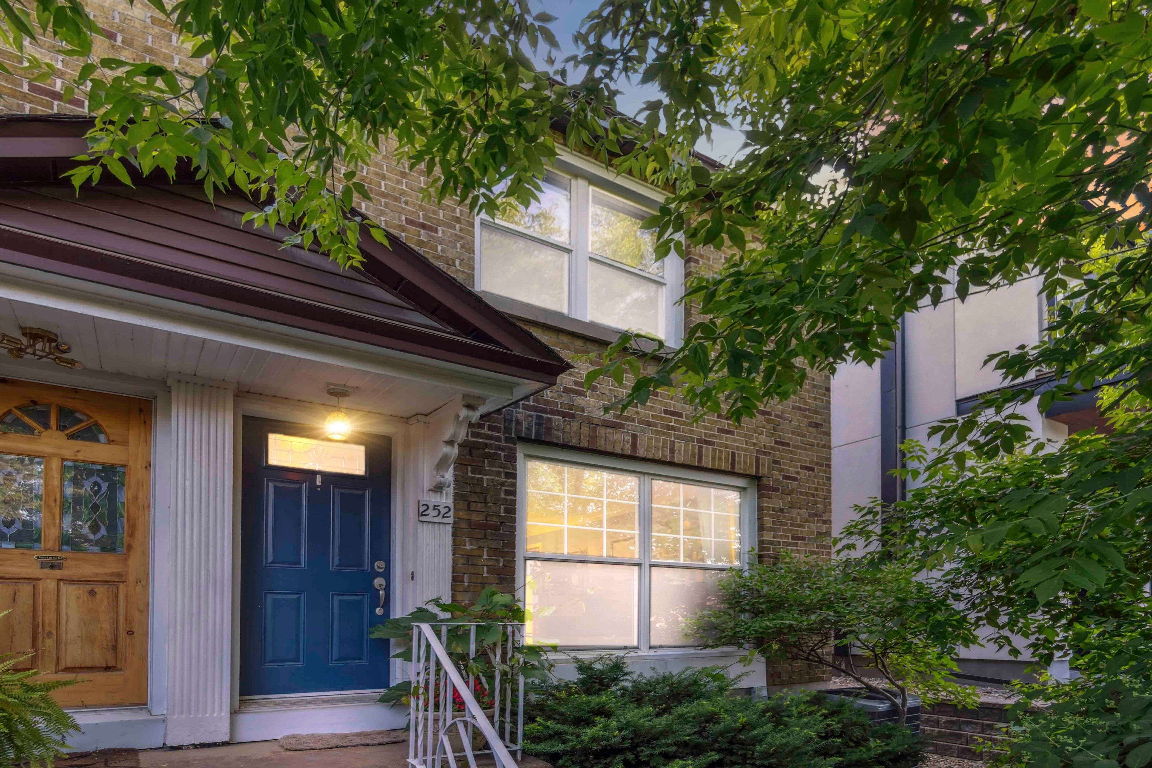 252 Churchill AVE N, Carlingwood - Westboro And Area, ON K1Z 5B2