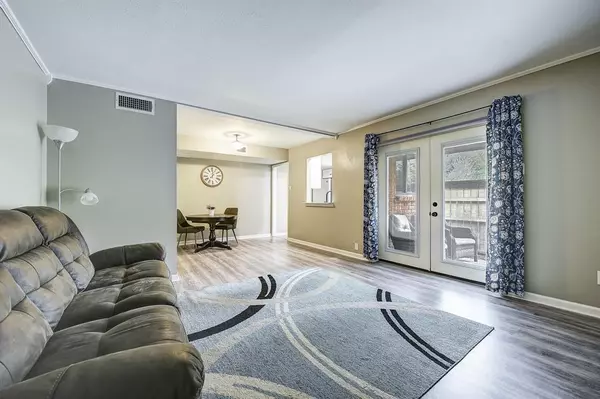 Farmers Branch, TX 75234,2804 Escada Drive #103