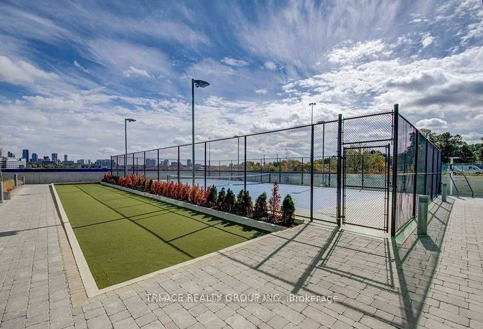 Toronto C15, ON M2K 0E4,117 Mcmahon DR #1908