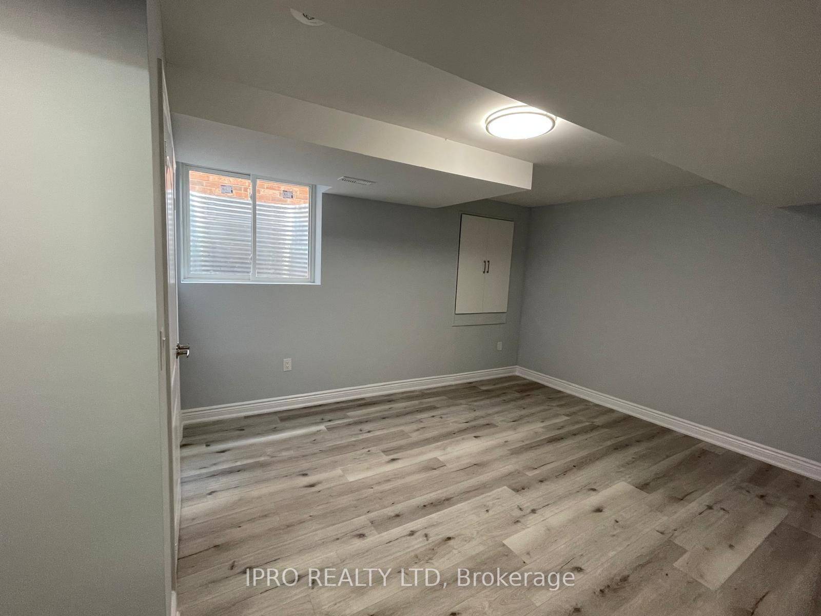 Milton, ON L9T 5L7,726 Dolby CRES