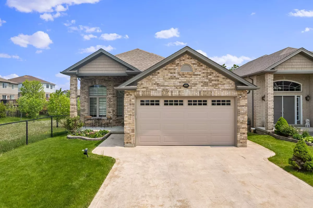London South, ON N6E 0A4,2884 DEVON RD