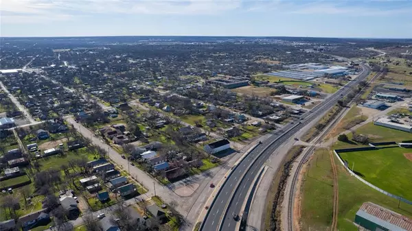 Brownwood, TX 76801,408 6th Street
