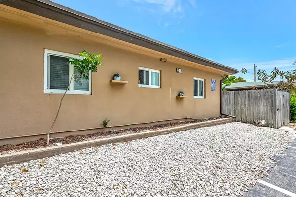 201 SE 23 RD ST, Fort Lauderdale, FL 33316