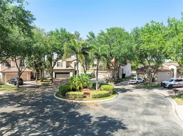 Coral Springs, FL 33067,6255 NW 38TH DR