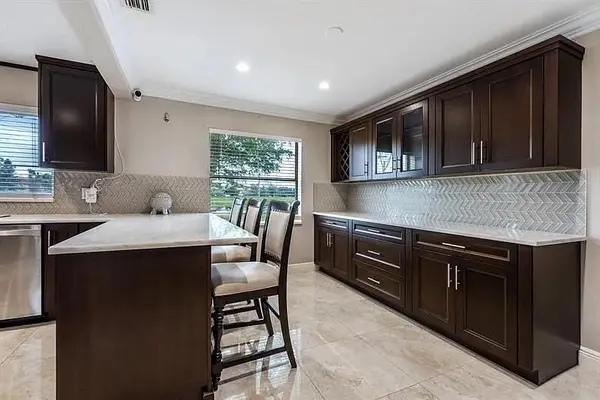 Coral Springs, FL 33067,6255 NW 38TH DR