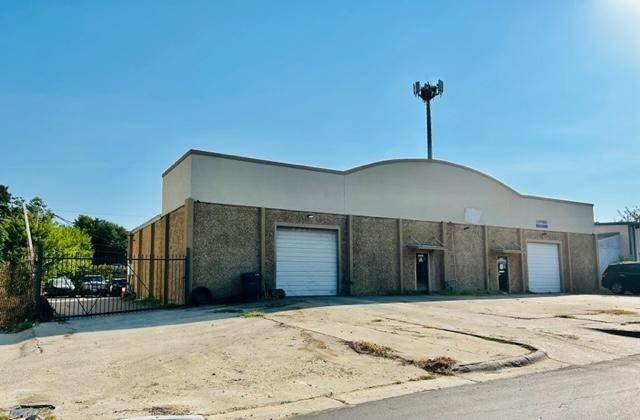1311 Knight Street, Arlington, TX 76015