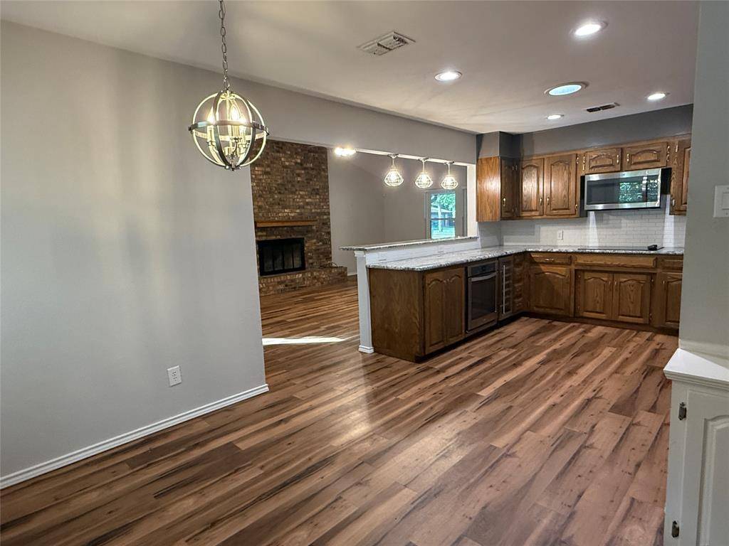 Grapevine, TX 76051,1917 Casa Loma Court