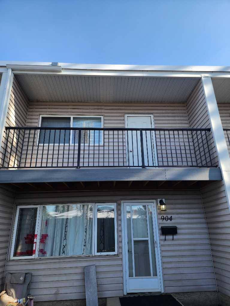Red Deer, AB T4N0N7,4719 33 ST #904