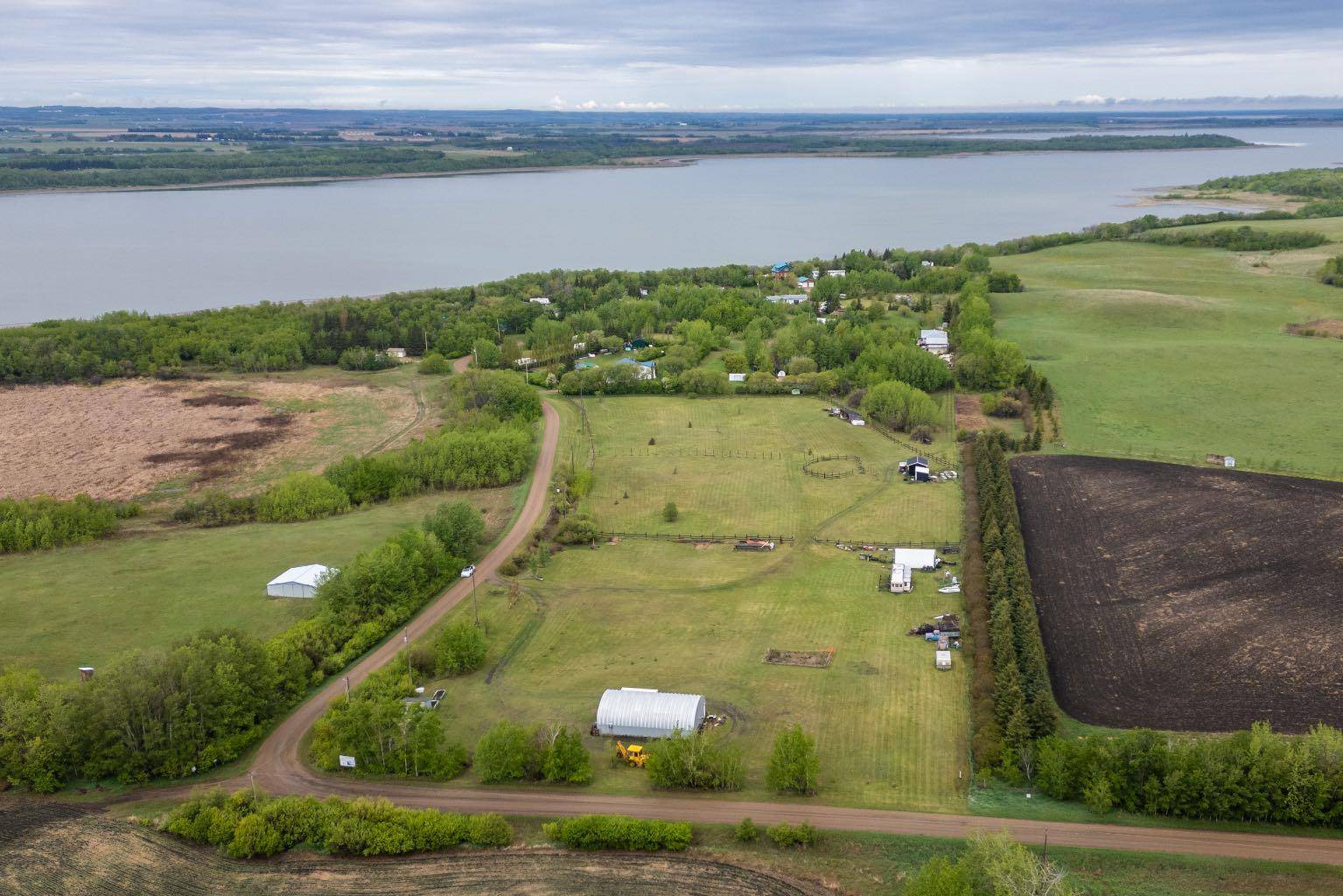 43336 RR 215 #102, Rural Camrose County, AB T0B 1M0