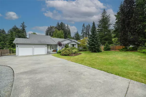 8732 Paulsen Rd, Black Creek, BC V9J 1J8