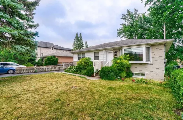341 Moore Park AVE, Toronto C07, ON M2R 2R5