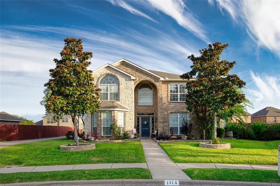 1114 Alexander Court, Midlothian, TX 76065