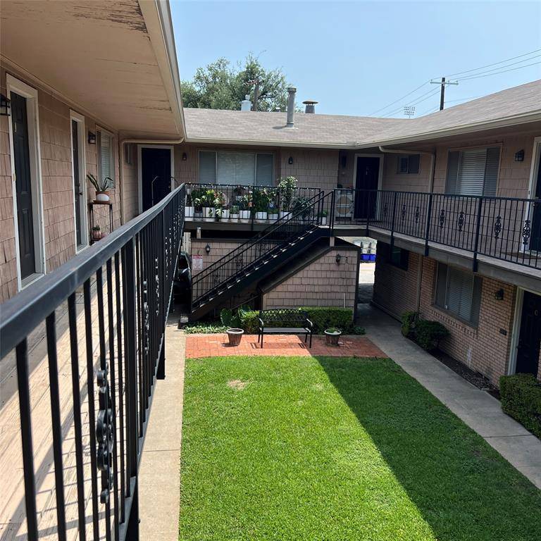 University Park, TX 75225,4149 Lovers Lane #F