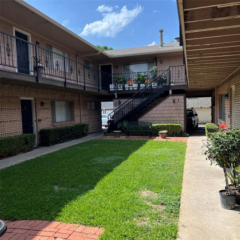 University Park, TX 75225,4149 Lovers Lane #F