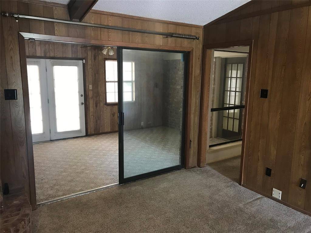 Hewitt, TX 76643,104 Virginia Drive