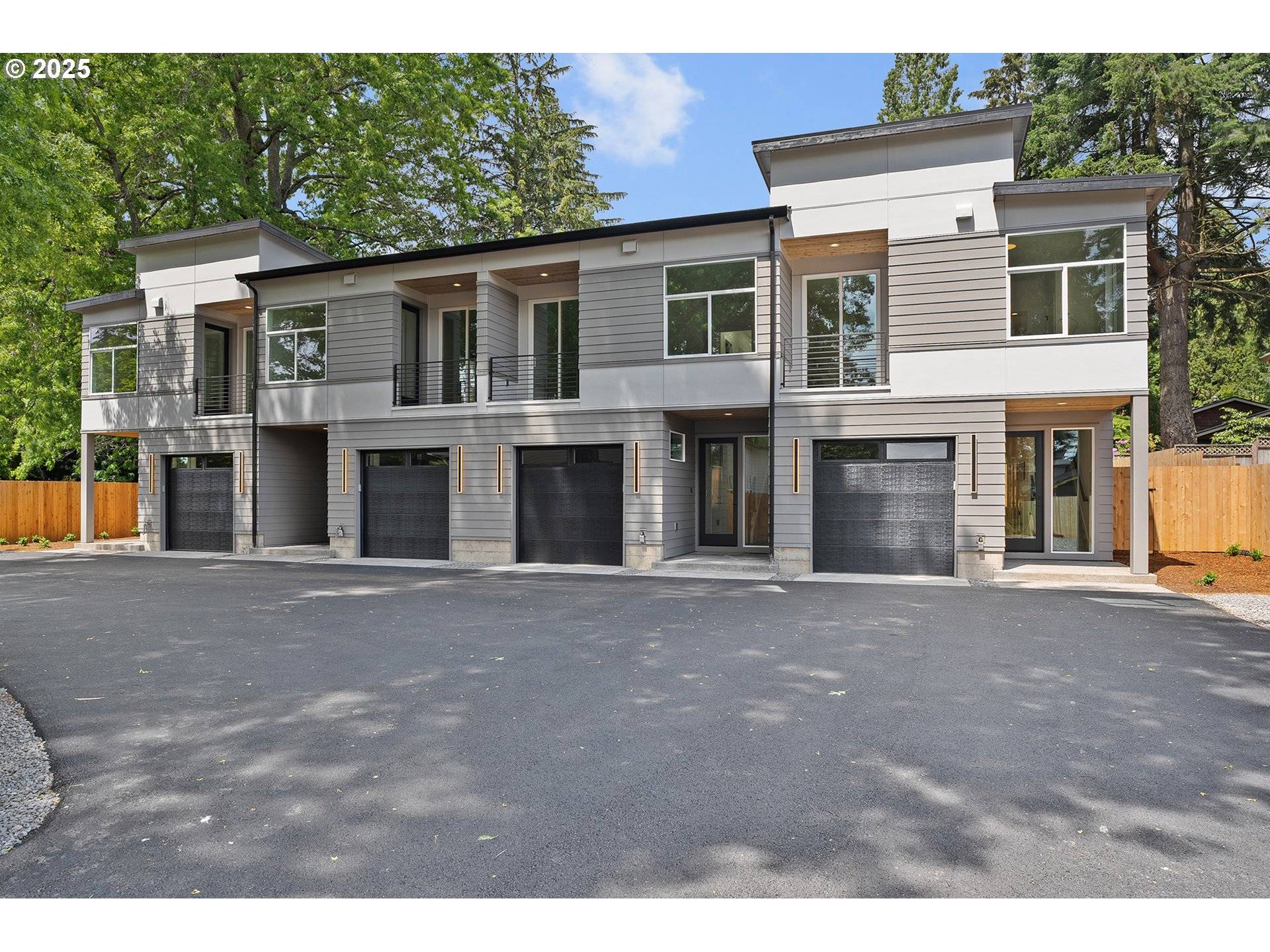Milwaukie, OR 97222,5069 SE KING RD #B