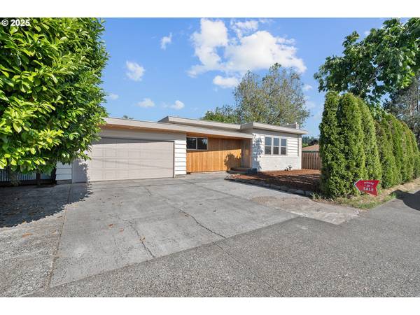1730 SE 96TH AVE, Portland, OR 97216