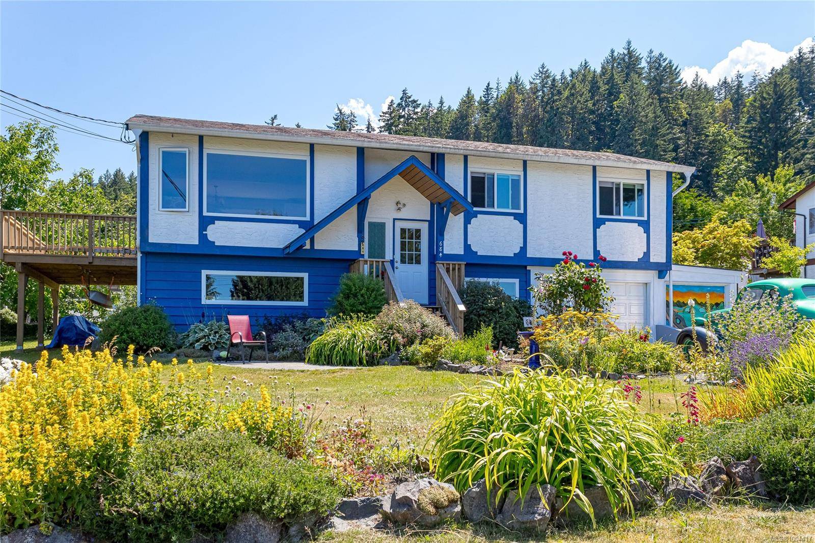 684 Hillview Ave, Ladysmith, BC V9G 1W2