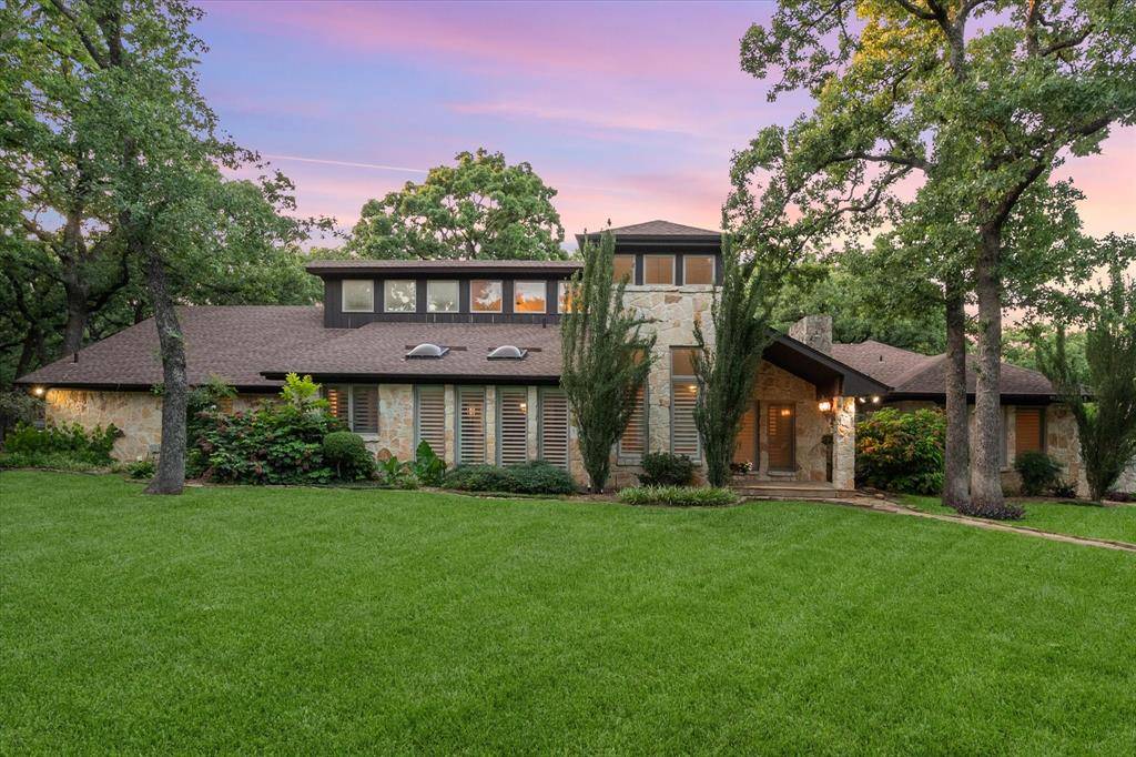 7 Woodland Drive, Mansfield, TX 76063
