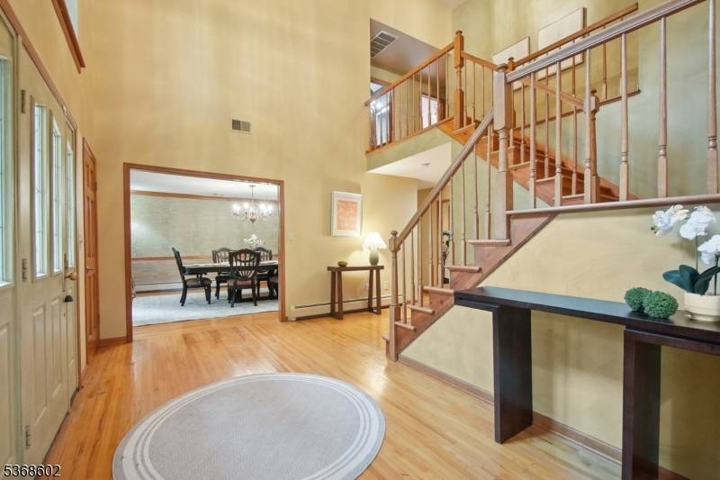 East Hanover Twp., NJ 07936,41 Silver Spring Ct