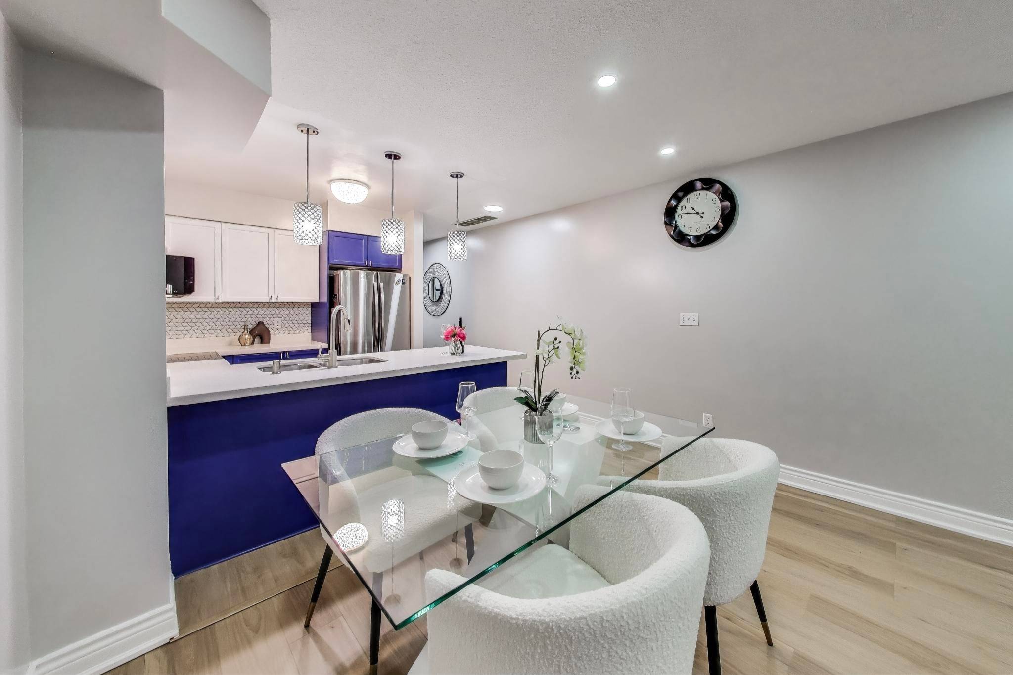 Toronto C07, ON M2R 3Y2,45 Cedarcroft BLVD #7