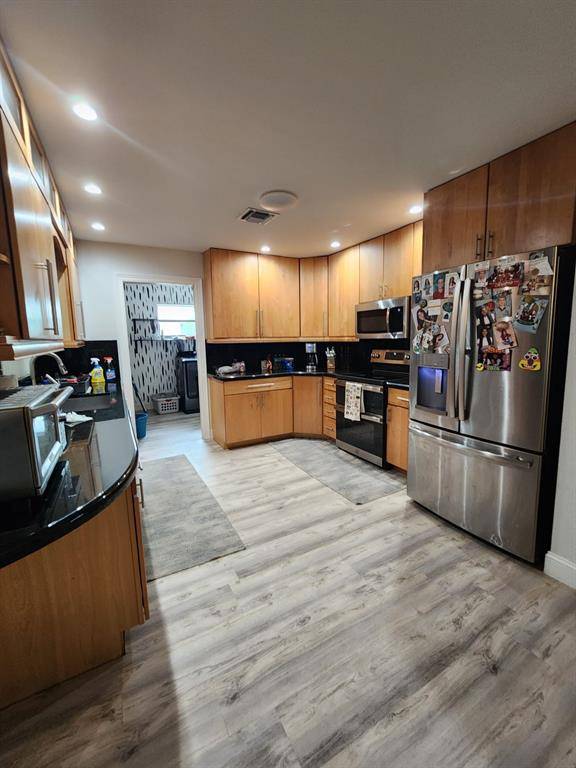 Pompano Beach, FL 33063,[StreetName,UnitNumber,StreetNumber,StreetDirPrefix]