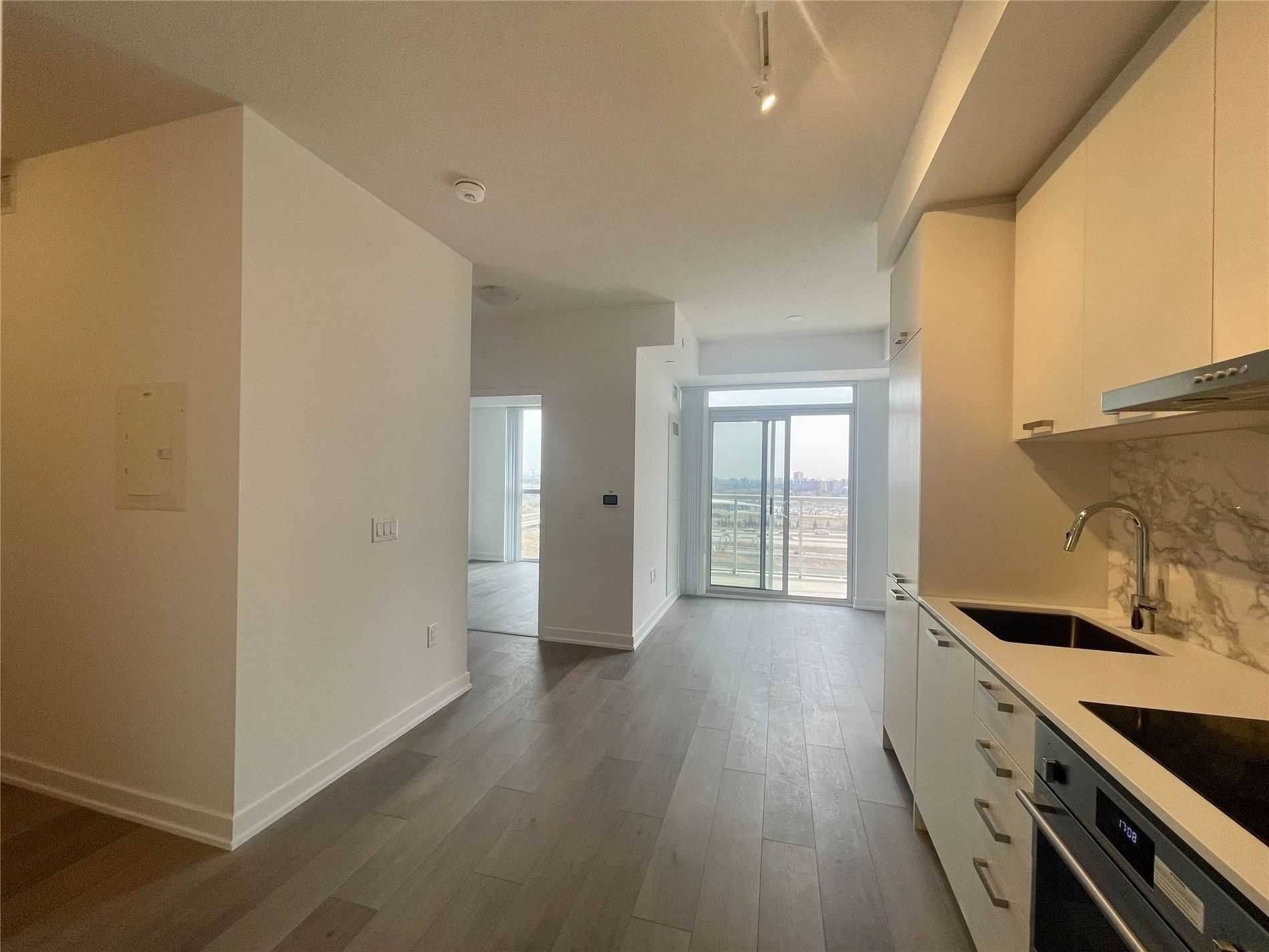 Vaughan, ON L4K 0M8,38 Honeycrisp CRES #1605