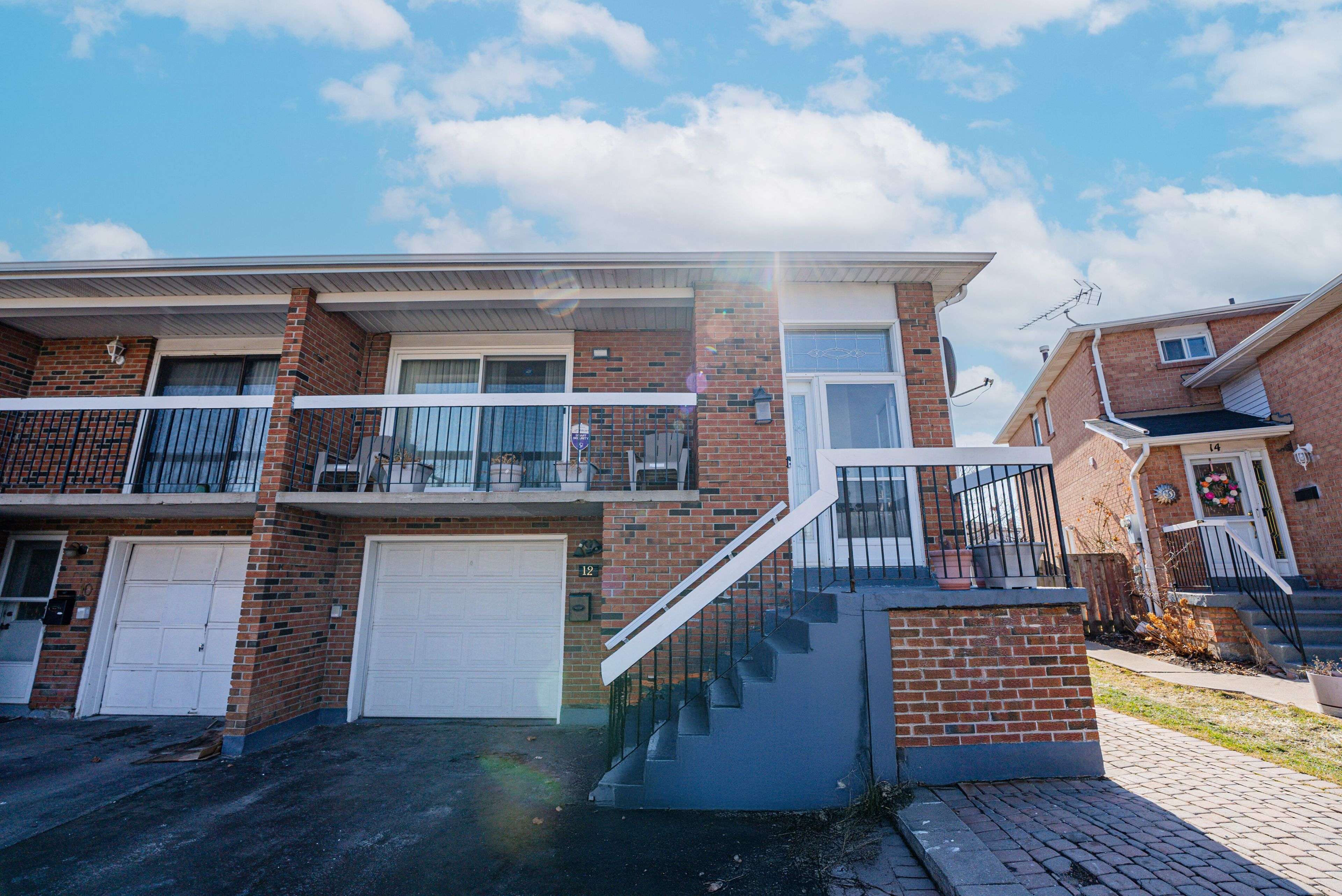 12 Histon CRES, Brampton, ON L6V 3R1
