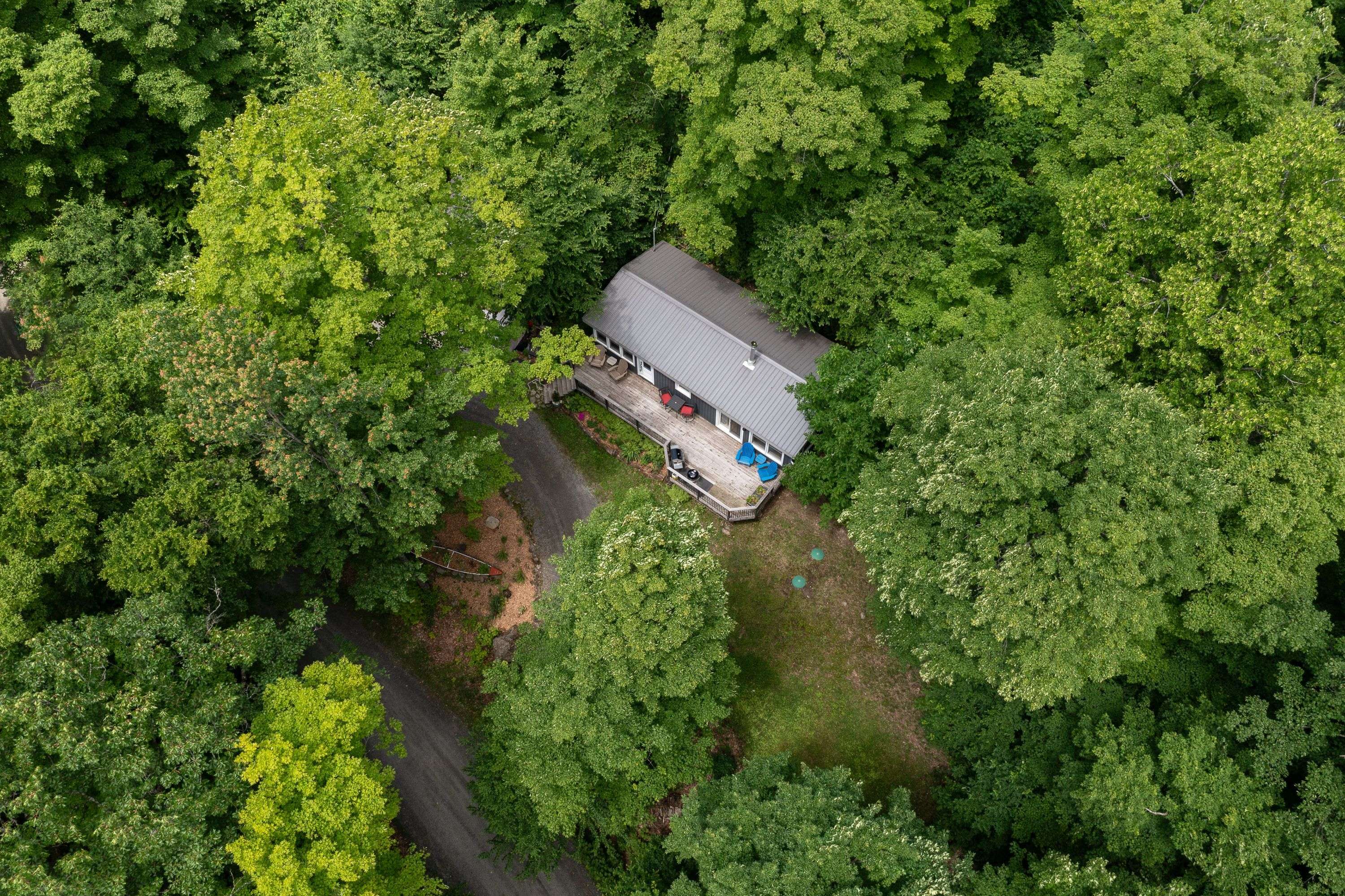 6 & 8 Brennan CIR, Huntsville, ON P1L 2J2