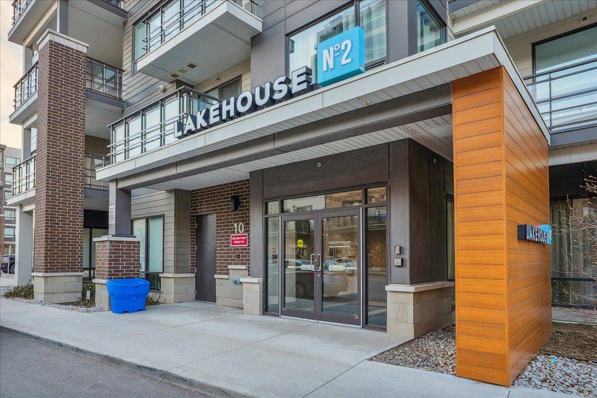 Grimsby, ON L3M 0H1,10 Esplanade LN #418