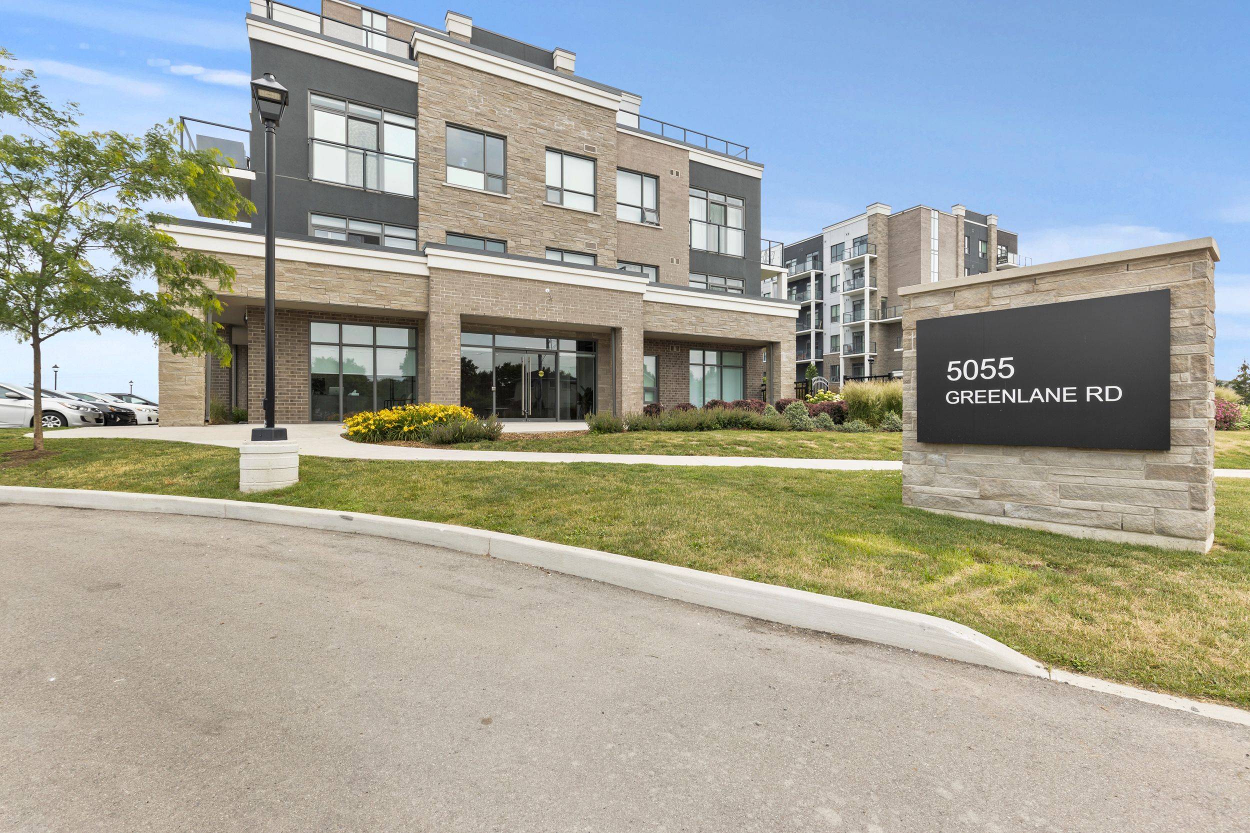 Lincoln, ON L0R 1B3,5055 GREENLANE RD #126