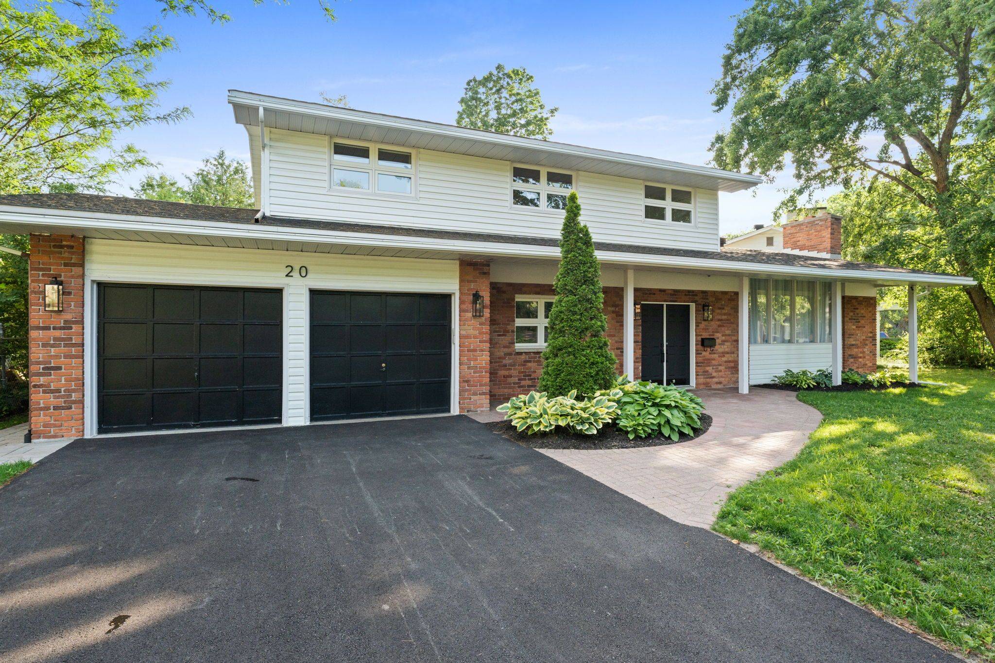 20 Mohawk CRES, Qualicum - Bruce Farm - Greenbelt And Area, ON K2H 7G6