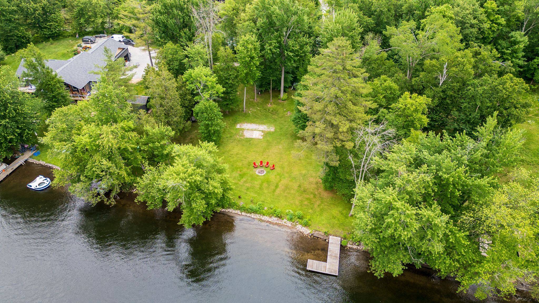 1068 Hartley RD, Gravenhurst, ON P0E 1N0