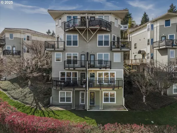 Portland, OR 97210,310 NW UPTOWN TER #1A
