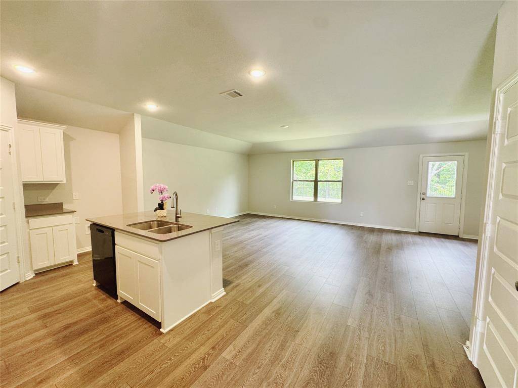 Anna, TX 75409,2401 Atlantic Avenue