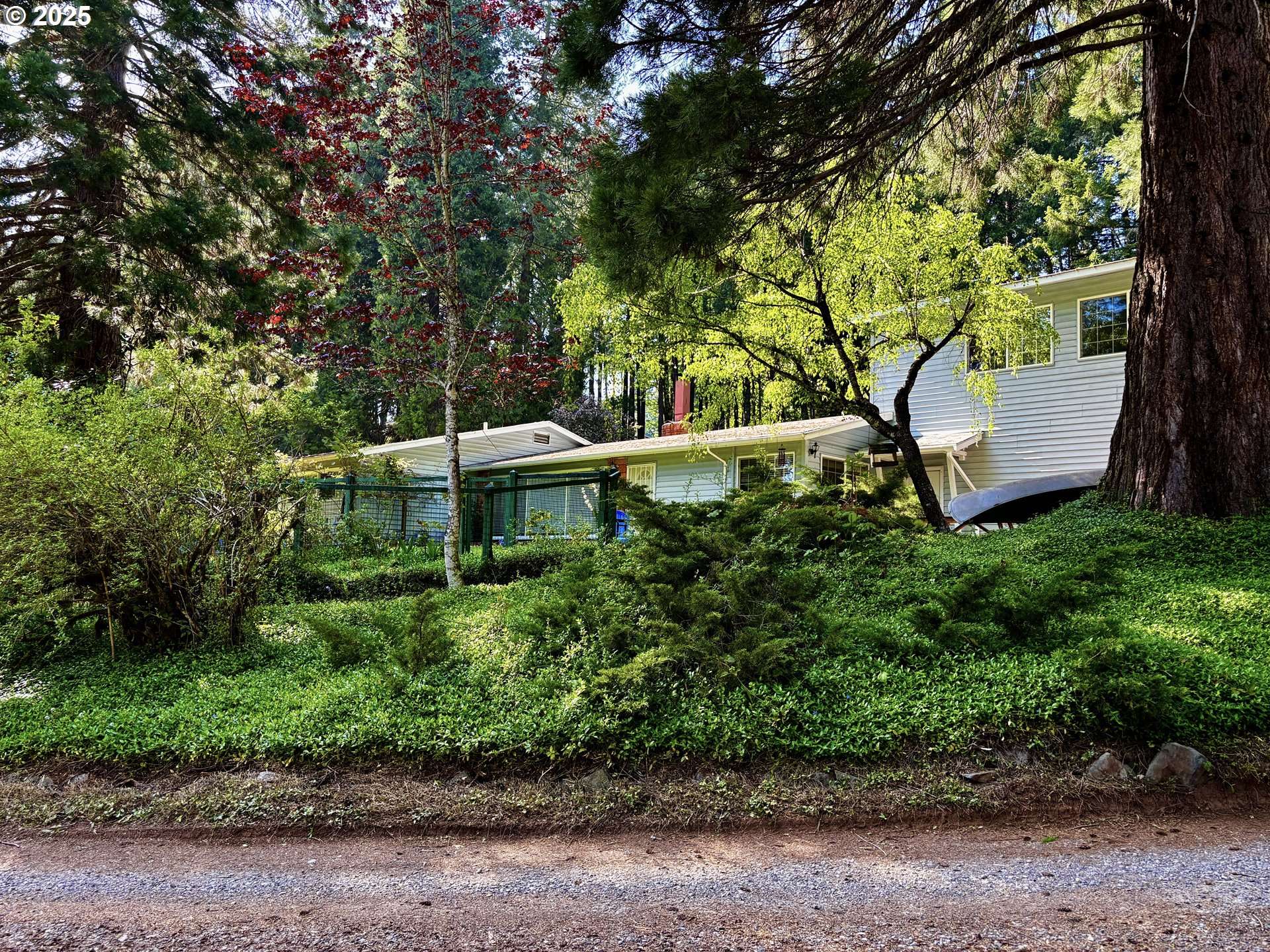 76750 HIGH PRAIRIE RD, Oakridge, OR 97463