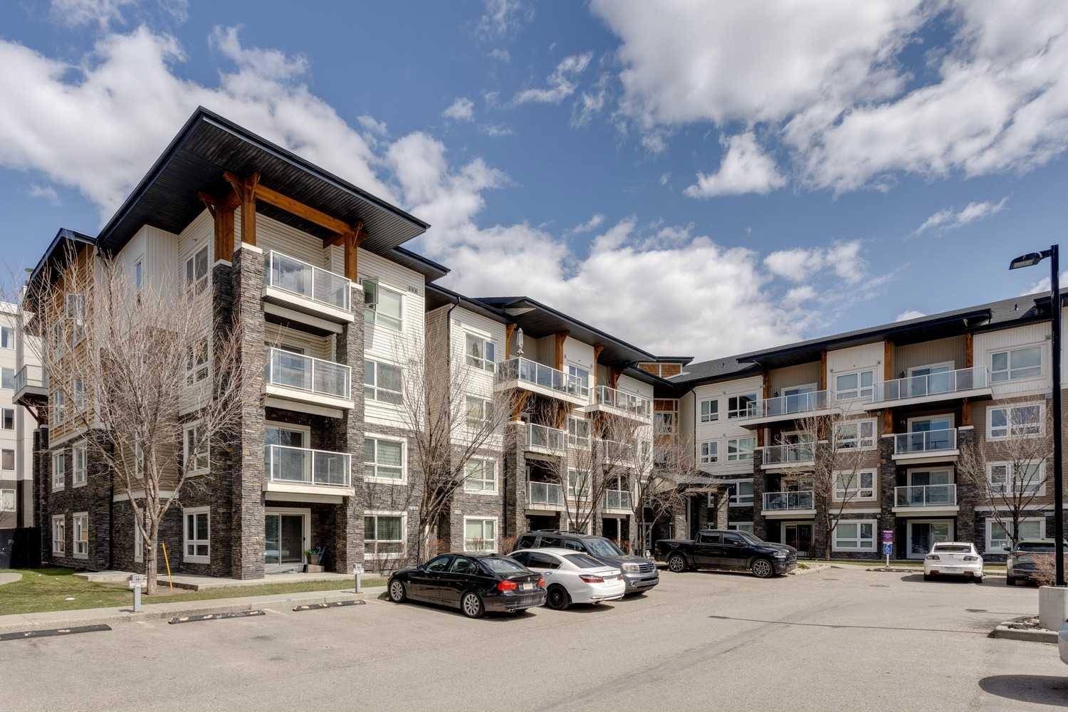 Calgary, AB T3N 0P4,240 Skyview Ranch RD NE #2116