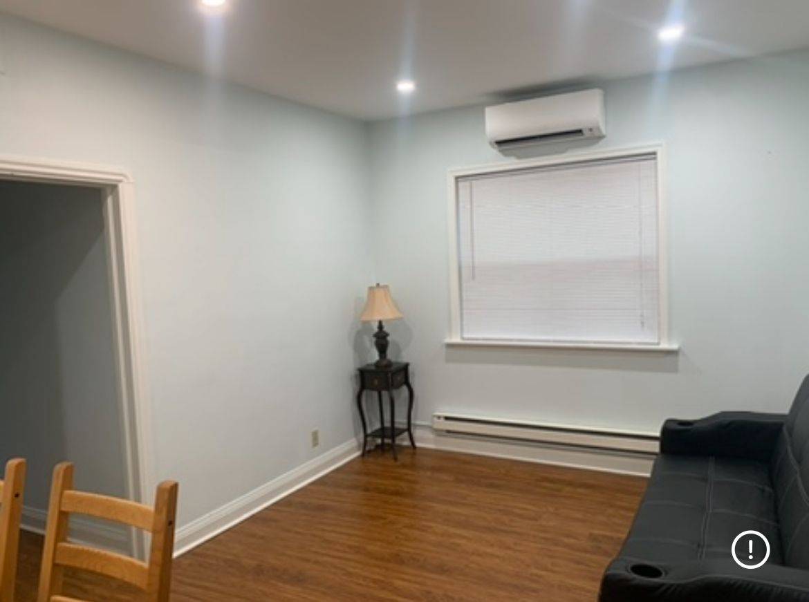 Toronto C10, ON M4P 2L6,896 Mount Pleasant RD #2nd F,F