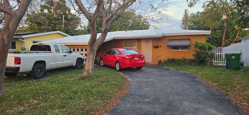 2221 Jamaica Dr, Miramar, FL 33023
