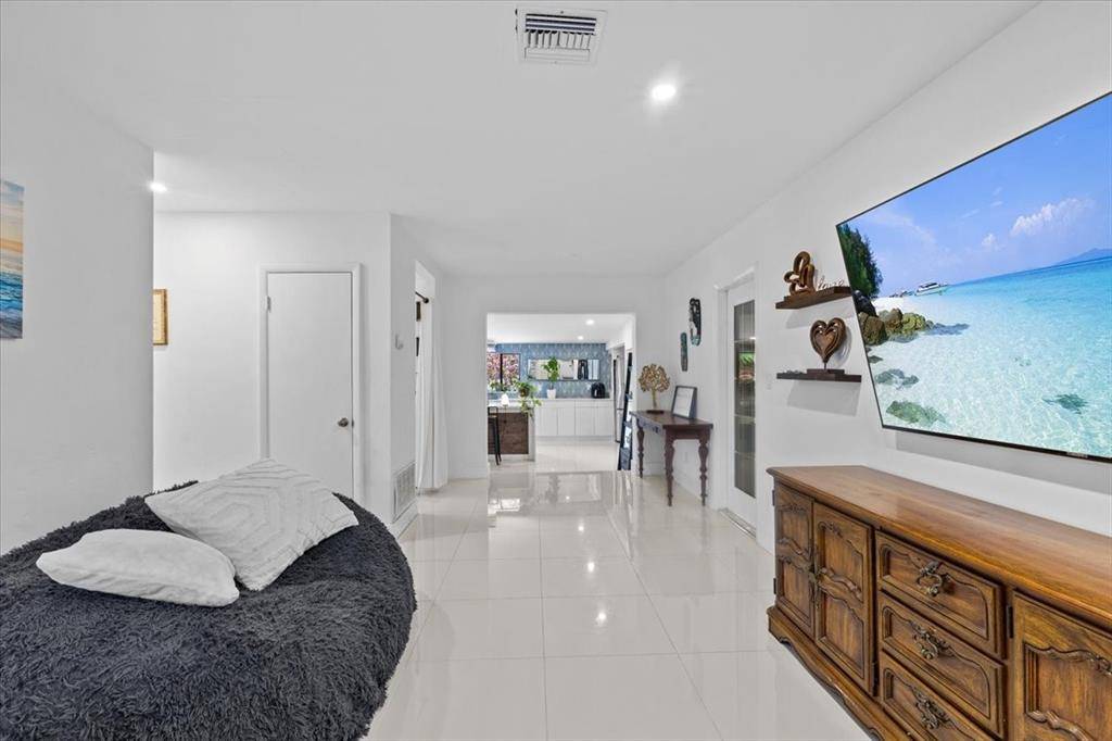 Wilton Manors, FL 33311,[StreetName,UnitNumber,StreetNumber,StreetDirPrefix]