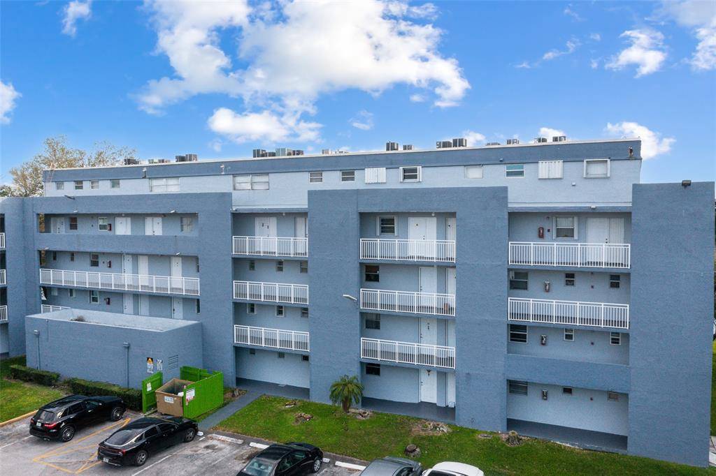 [StreetName, UnitNumber, StreetNumber, StreetDirPrefix], Miami, FL 33172