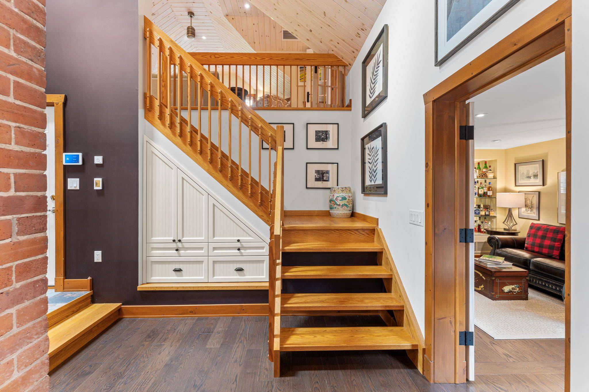 Whitchurch-stouffville, ON L4A 1B9,16 William ST