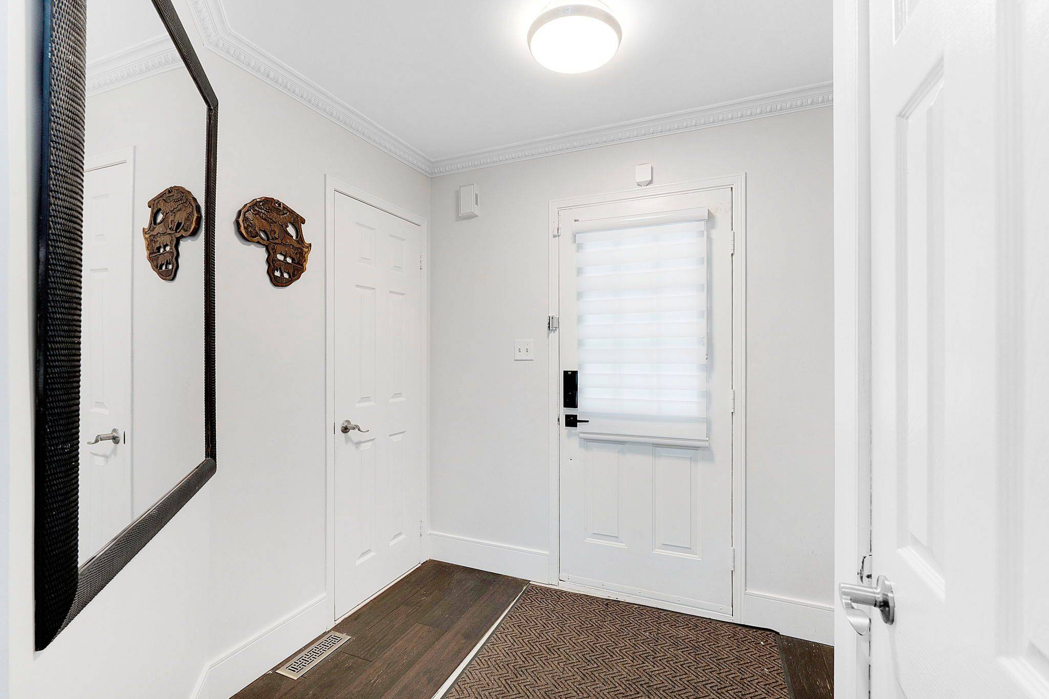 Brampton, ON L6Y 2C5,21 White Tail CRES