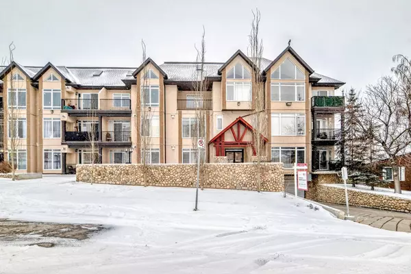 141 Mountain ST NW #204, Cochrane, AB T4C 1Z5