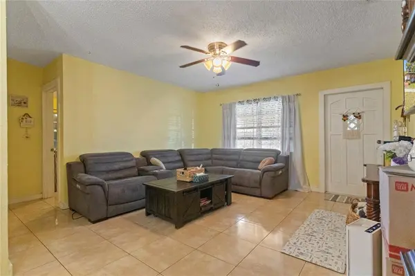 Hollywood, FL 33024,6705 Raleigh St